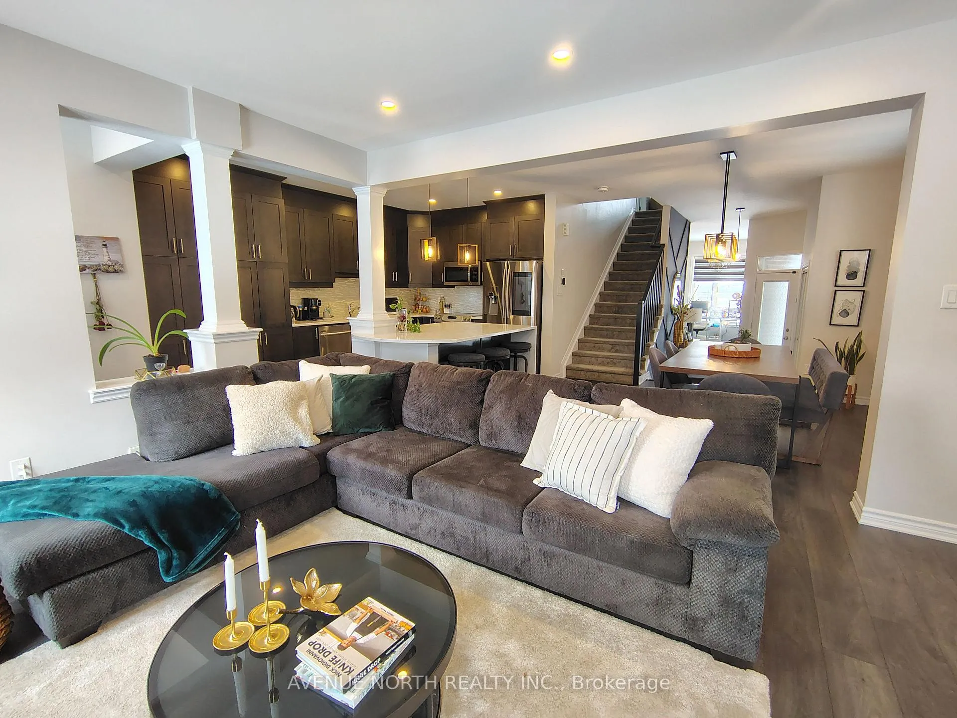 Photo 8 of 4772 Abbott Street, Ottawa, Kanata - Emerald Meadows/Trailwest — HOMEH