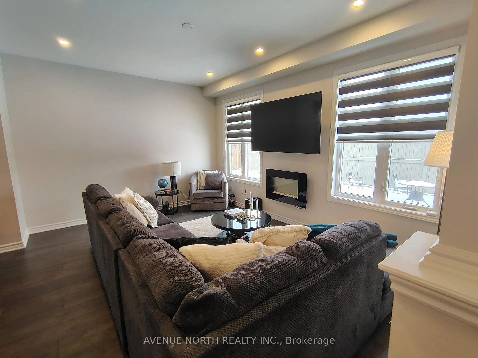Photo 11 of 4772 Abbott Street, Ottawa, Kanata - Emerald Meadows/Trailwest — HOMEH