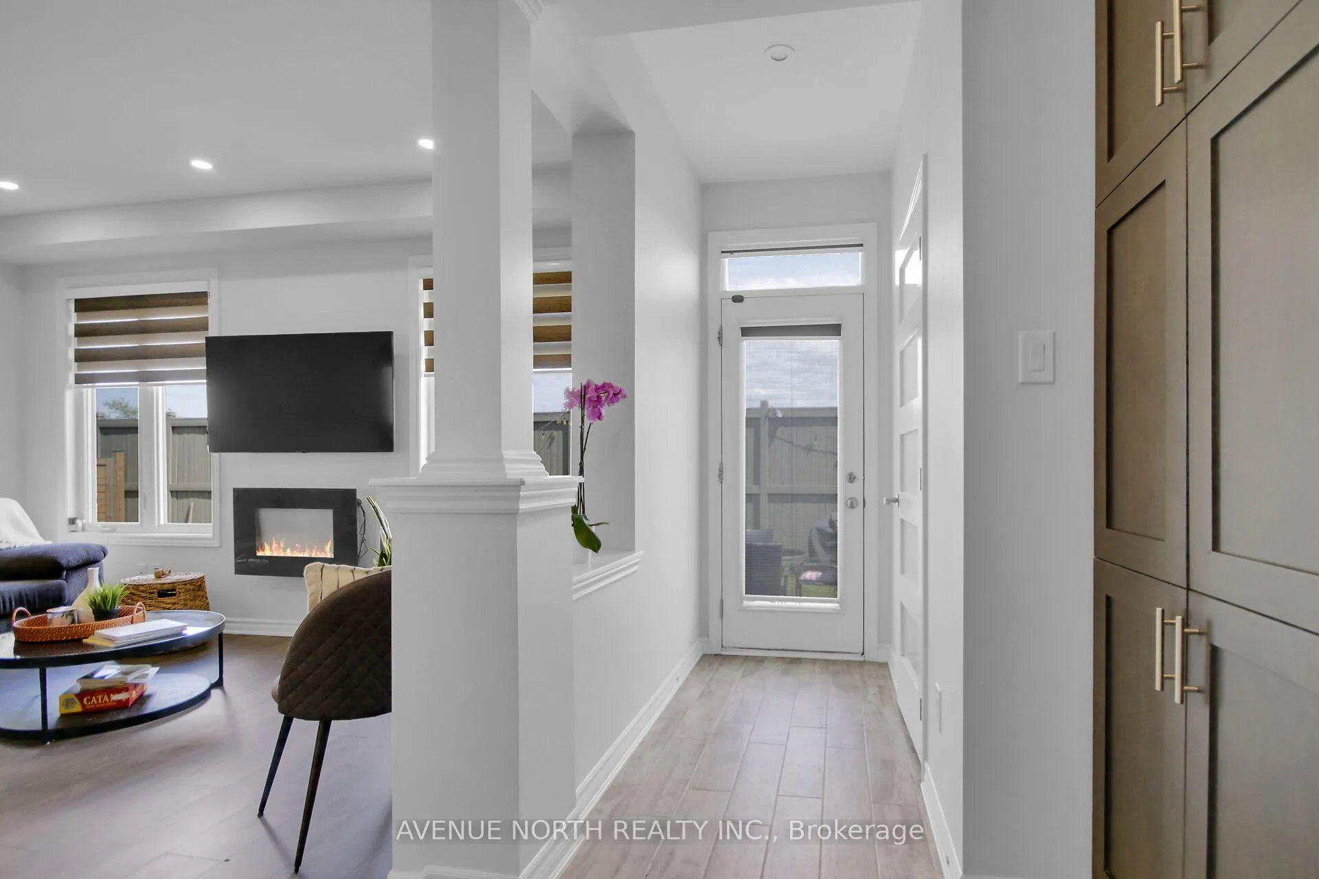 Photo 12 of 4772 Abbott Street, Ottawa, Kanata - Emerald Meadows/Trailwest — HOMEH
