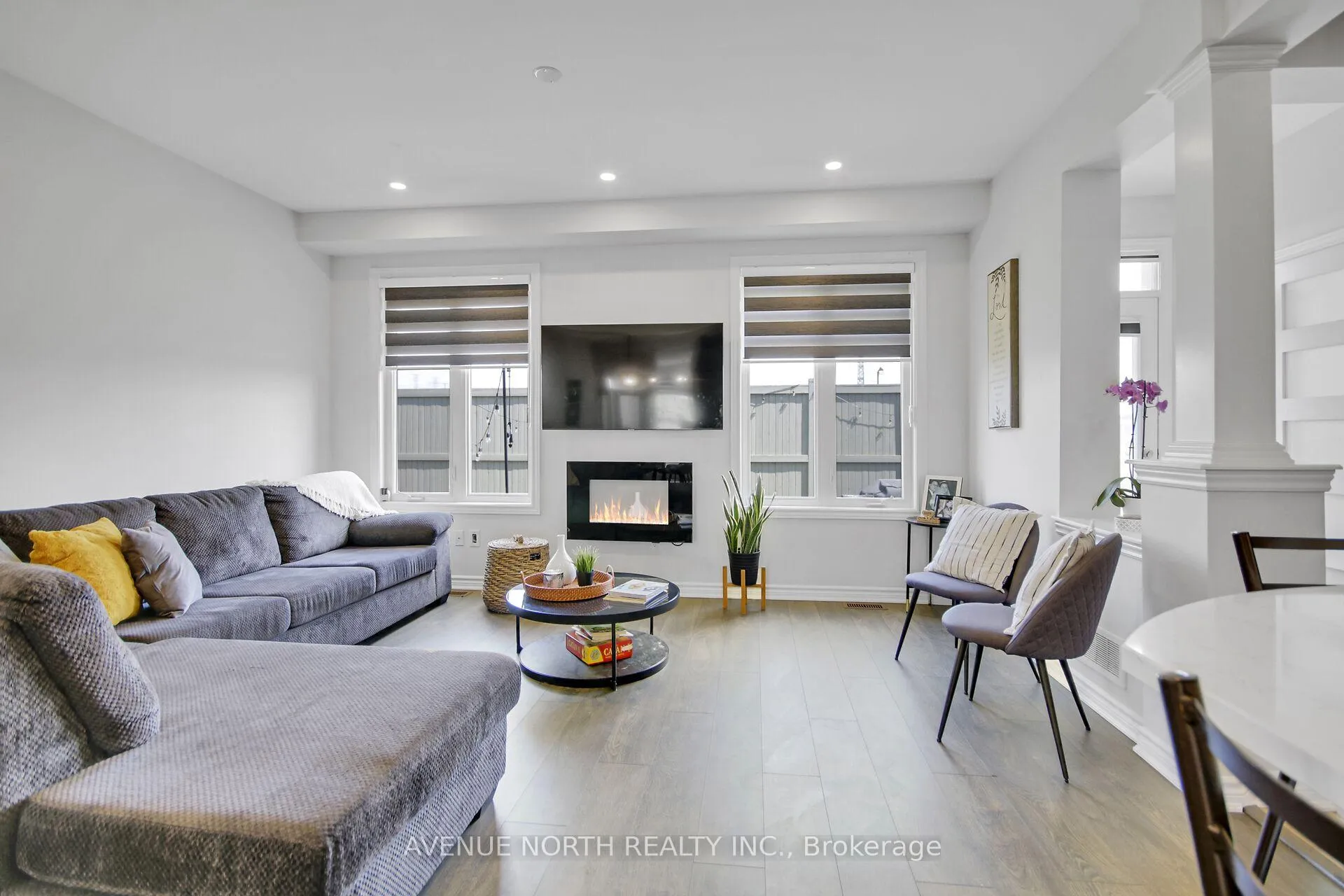 Photo 18 of 4772 Abbott Street, Ottawa, Kanata - Emerald Meadows/Trailwest — HOMEH