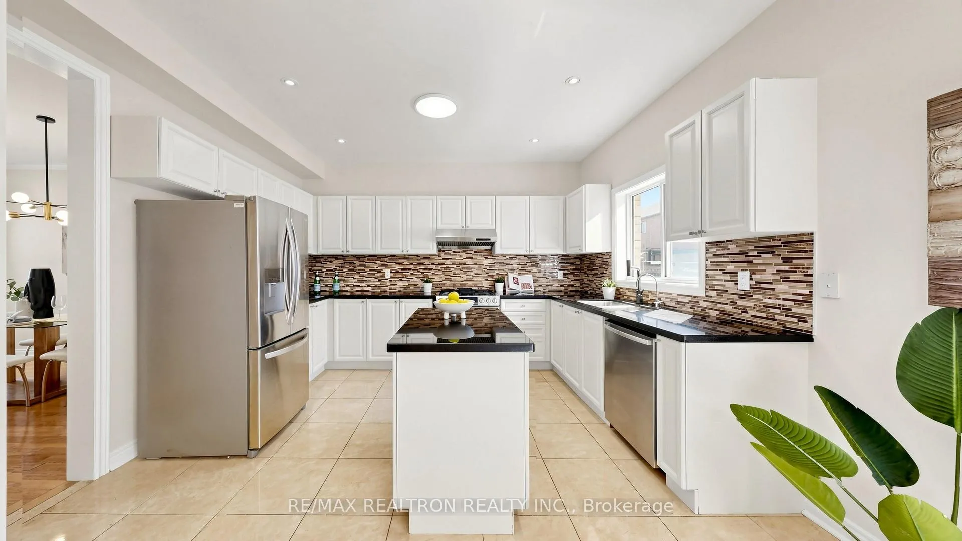 Photo 12 of 46 Gardenia Crescent, Markham, Cachet — HOMEH