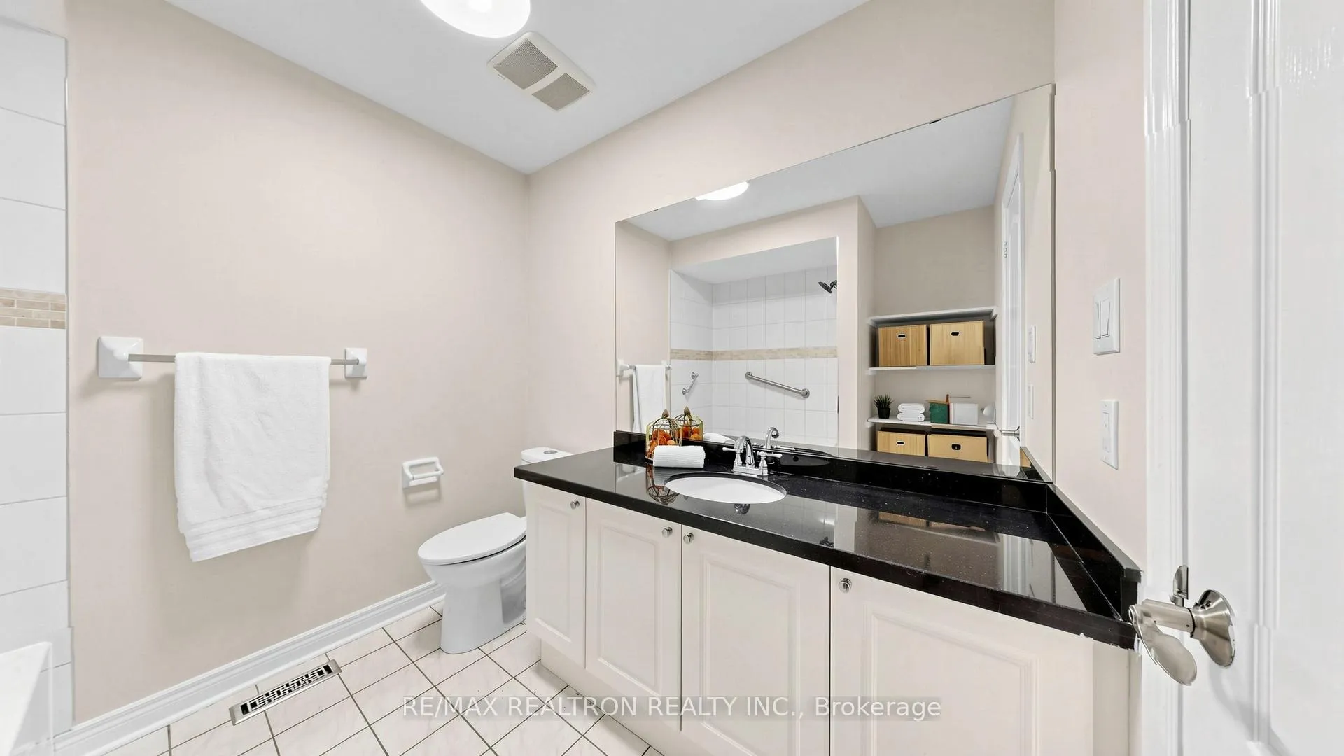 Photo 34 of 46 Gardenia Crescent, Markham, Cachet — HOMEH