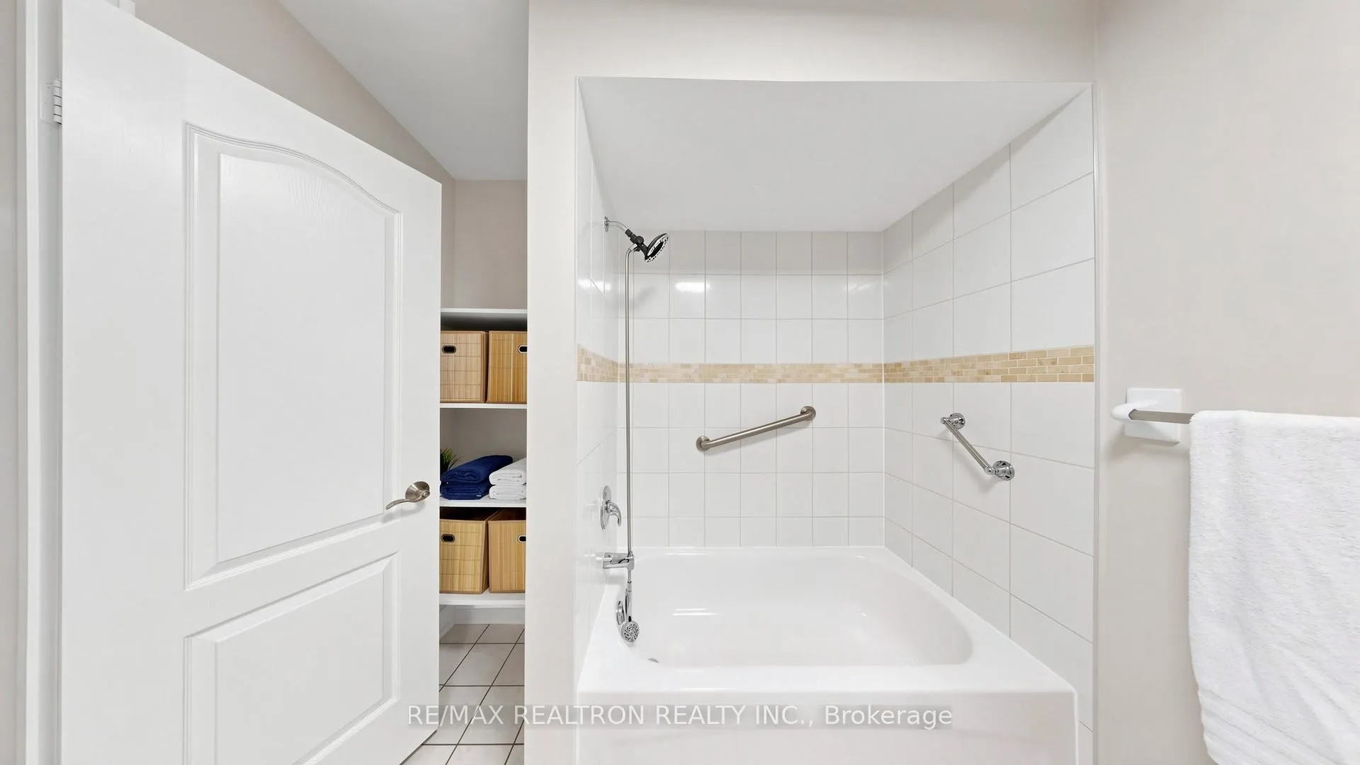 Photo 35 of 46 Gardenia Crescent, Markham, Cachet — HOMEH