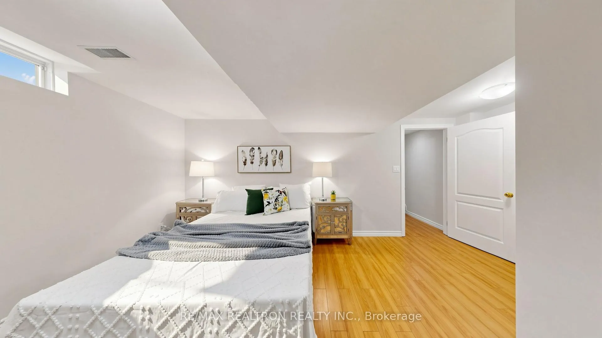Photo 42 of 46 Gardenia Crescent, Markham, Cachet — HOMEH