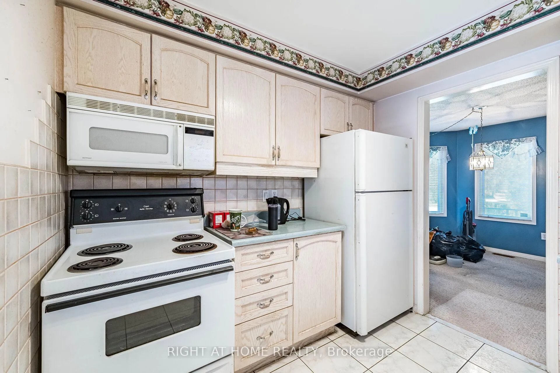 Photo 14 of 9 Woodstream Avenue, Brampton, Sandringham-Wellington — HOMEH