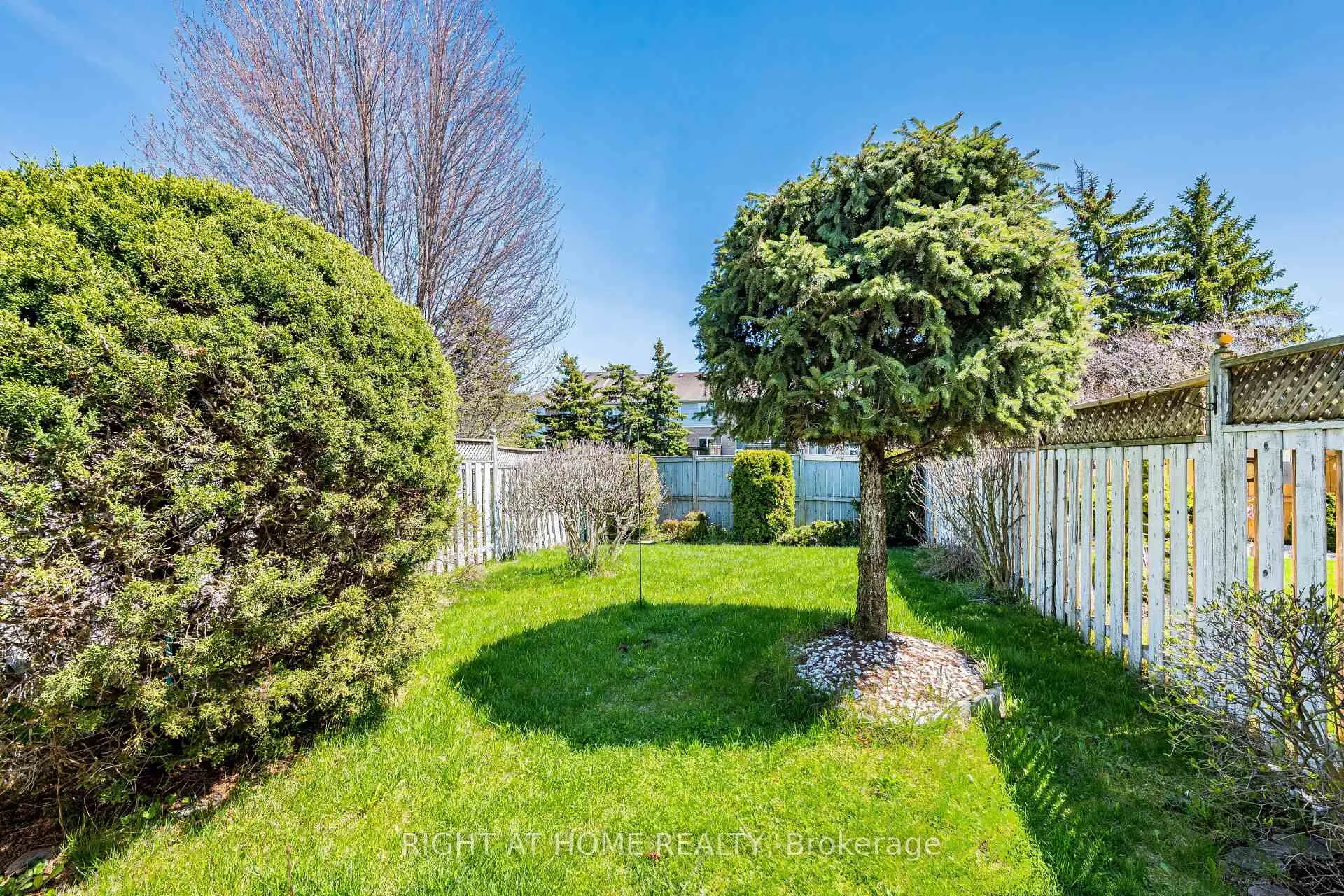 Photo 30 of 9 Woodstream Avenue, Brampton, Sandringham-Wellington — HOMEH