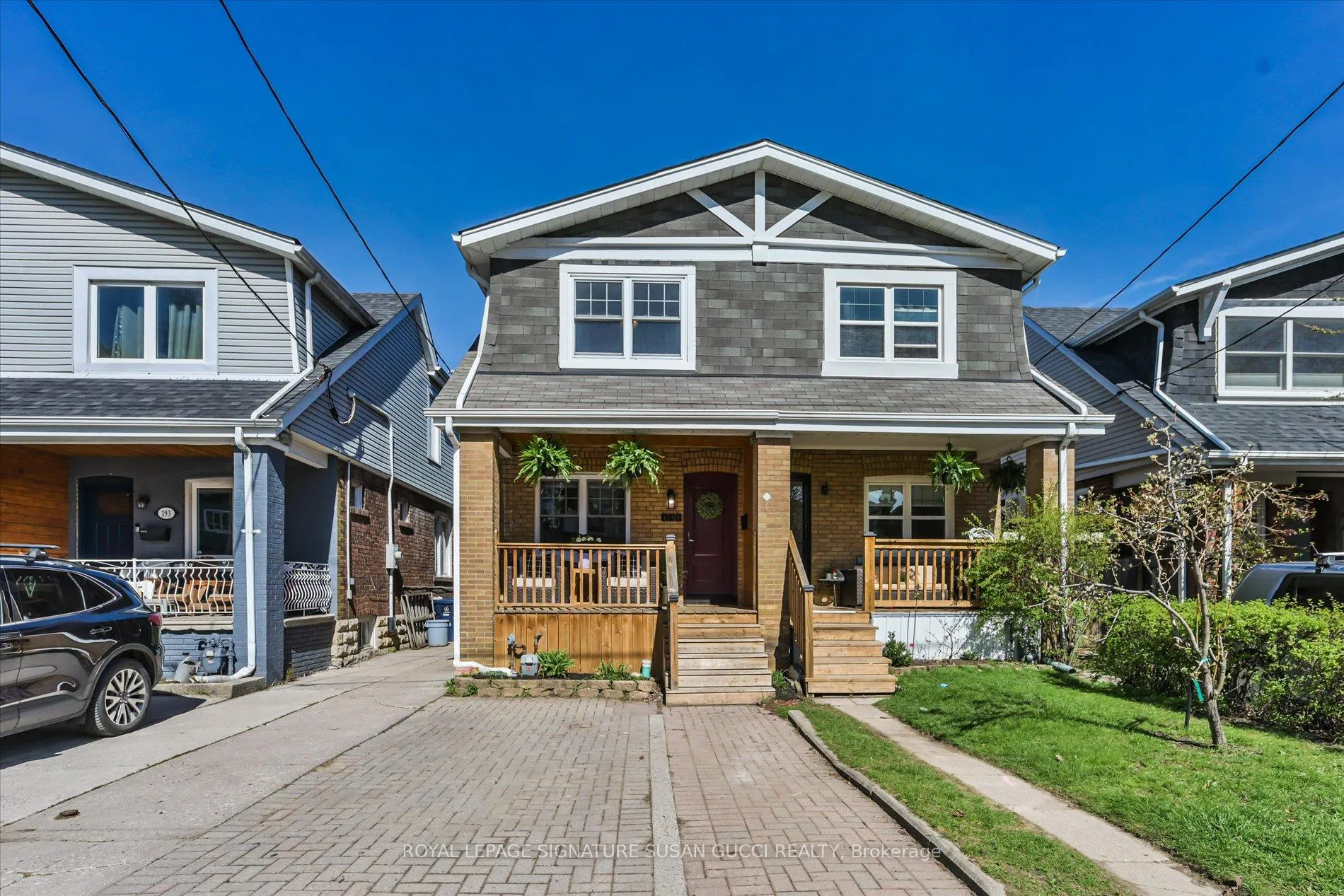 Front of 191 Woodycrest Avenue