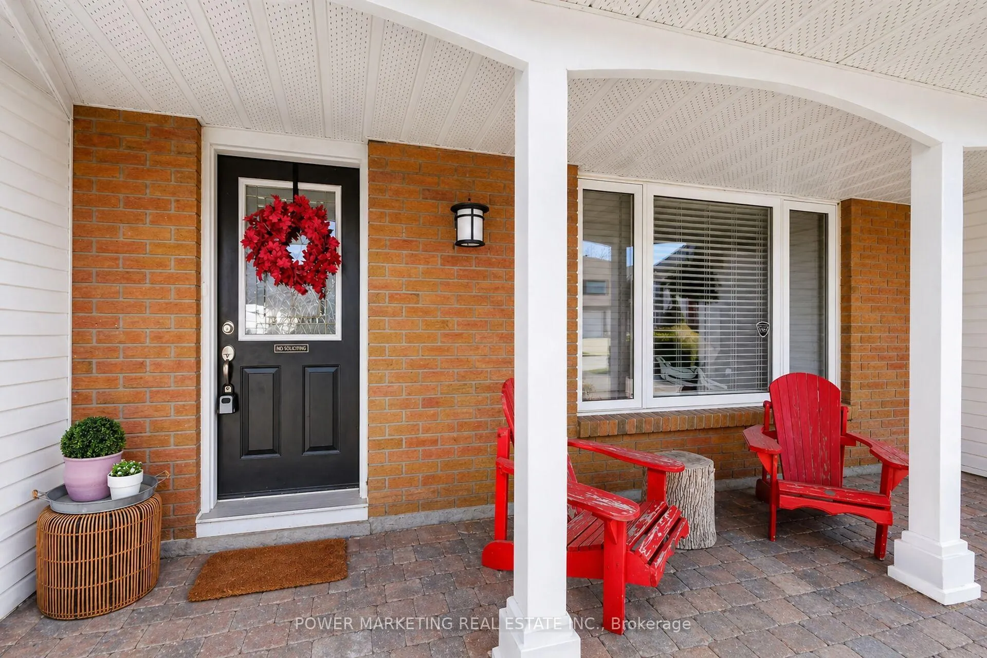 Photo 4 of 3269 Clearwater Crescent, Ottawa, South Keys — HOMEH