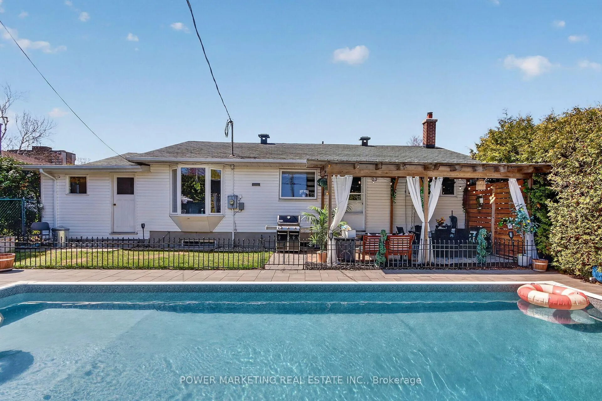Photo 35 of 3269 Clearwater Crescent, Ottawa, South Keys — HOMEH