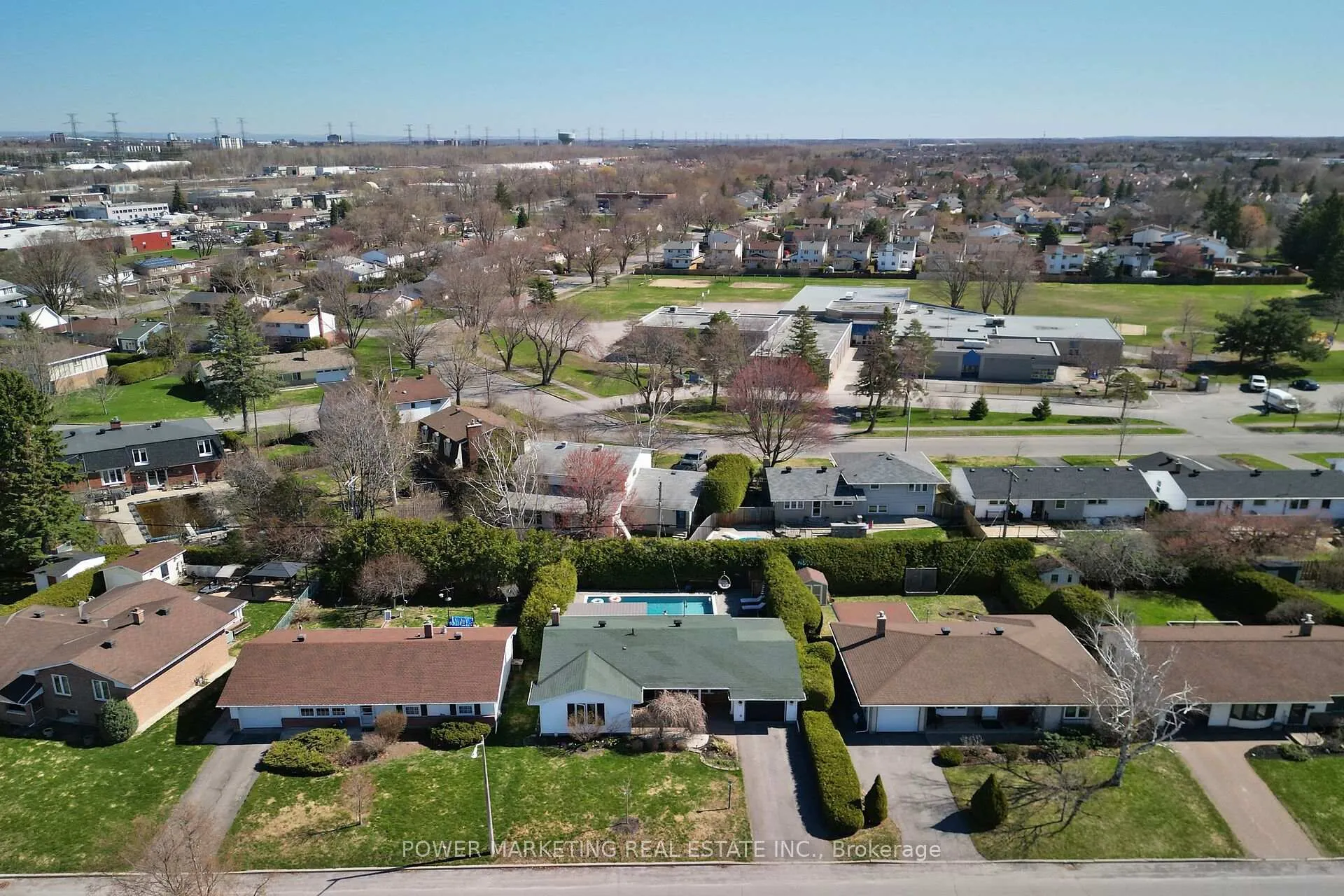 Photo 46 of 3269 Clearwater Crescent, Ottawa, South Keys — HOMEH