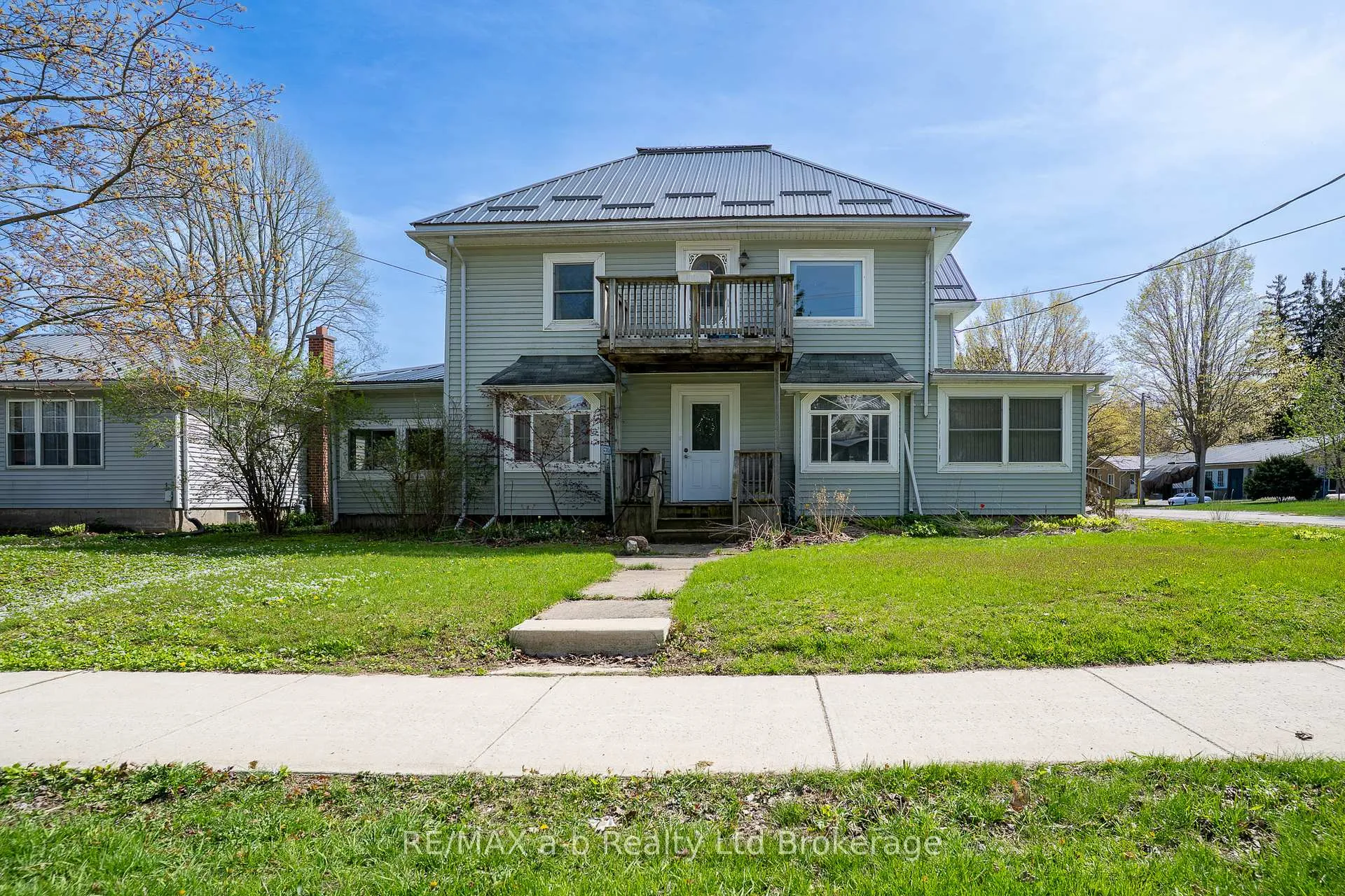 Photo 2 of 56381 Heritage Line, Bayham, Straffordville — HOMEH
