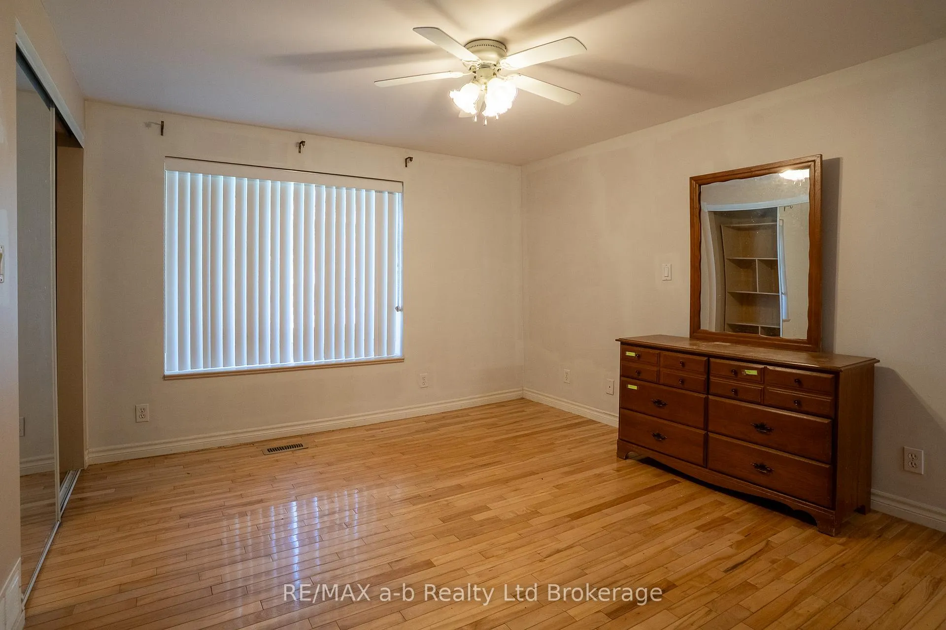 Photo 11 of 56381 Heritage Line, Bayham, Straffordville — HOMEH