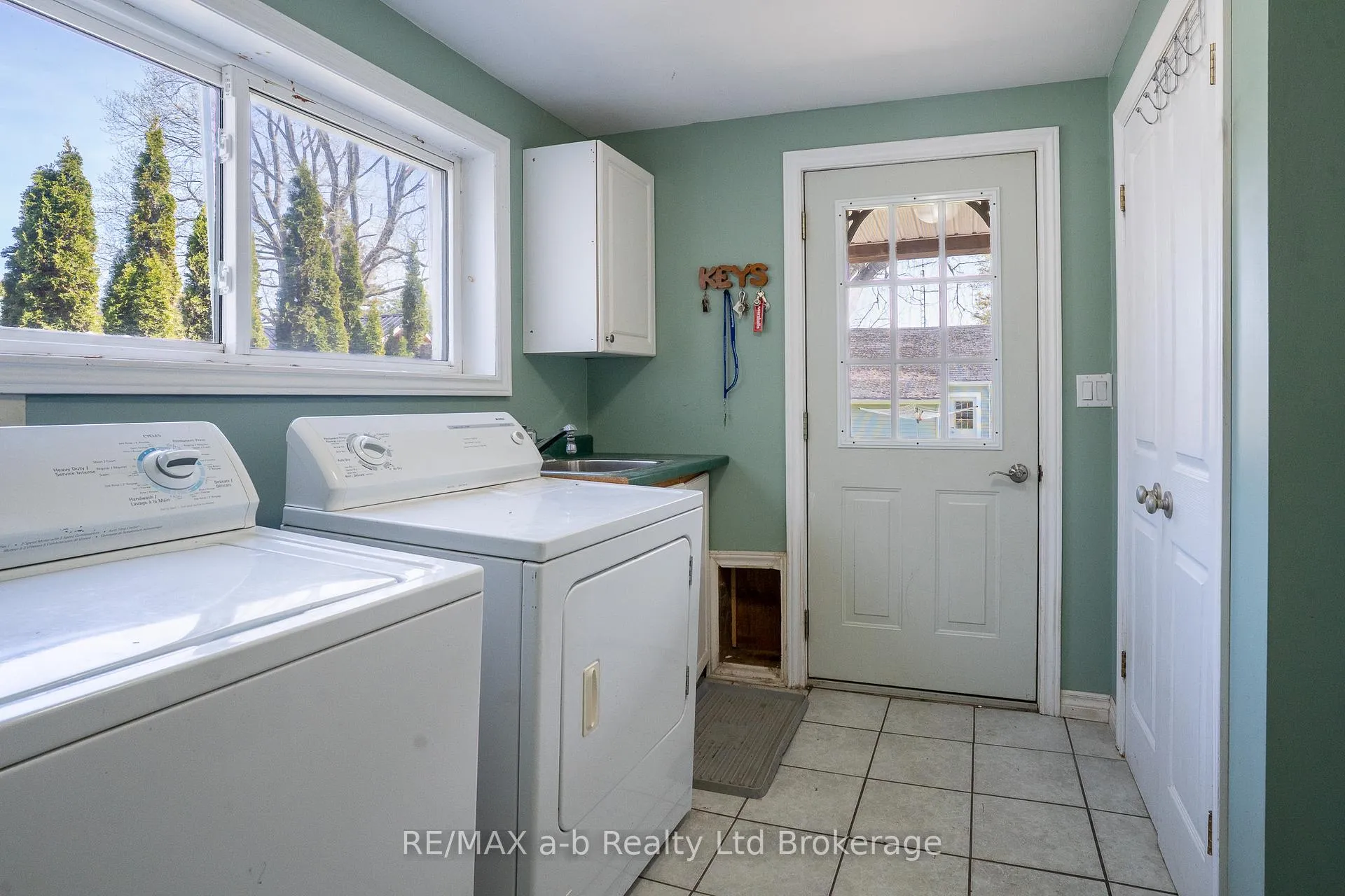 Photo 14 of 56381 Heritage Line, Bayham, Straffordville — HOMEH
