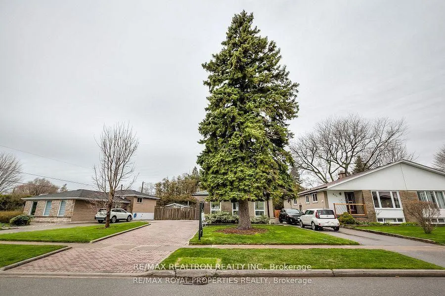 Photo 6 of 802 Modlin Road, Pickering, Bay Ridges — HOMEH