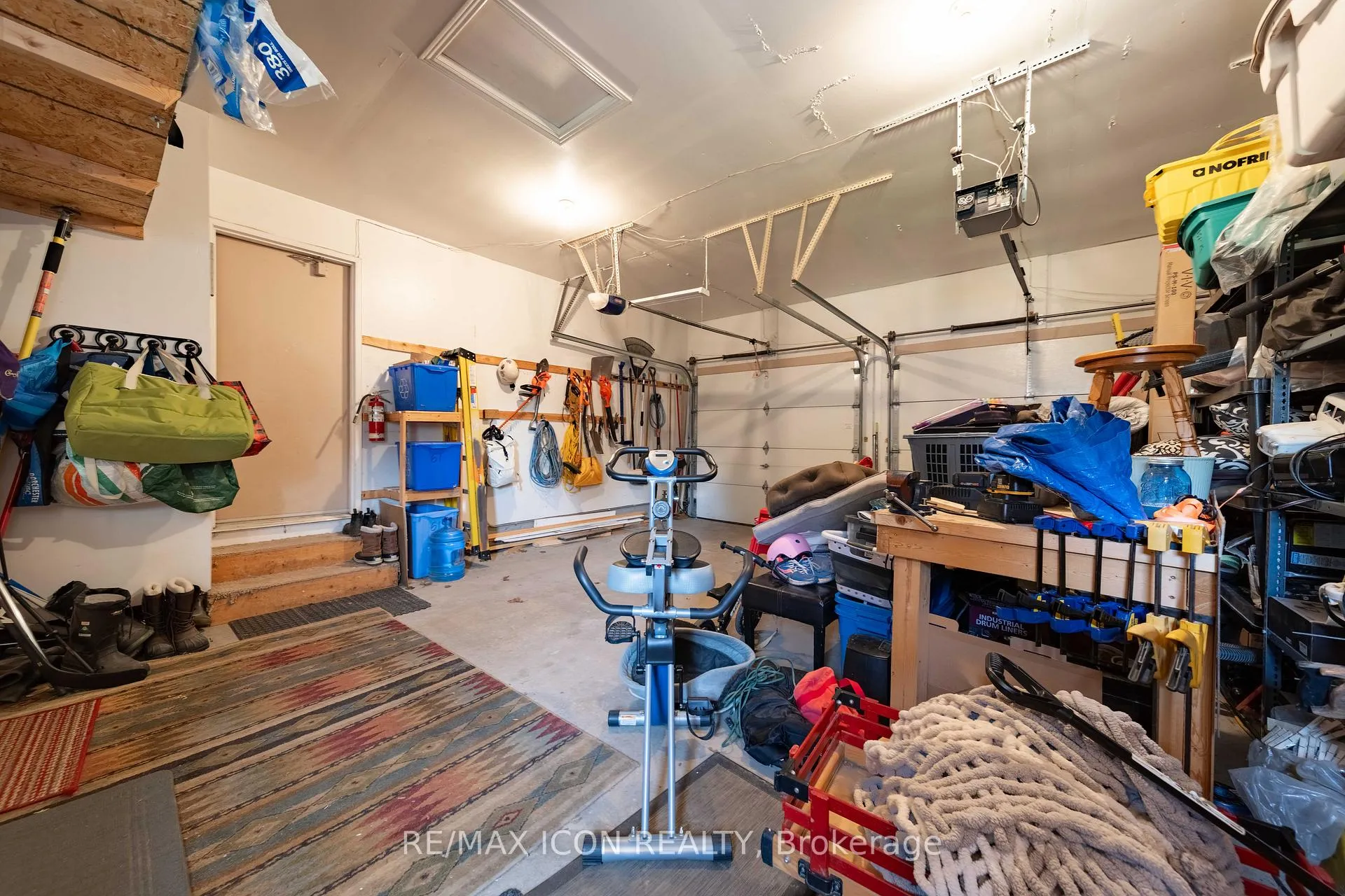Photo 25 of 61 Carleton Court, Thames Centre, Dorchester — HOMEH