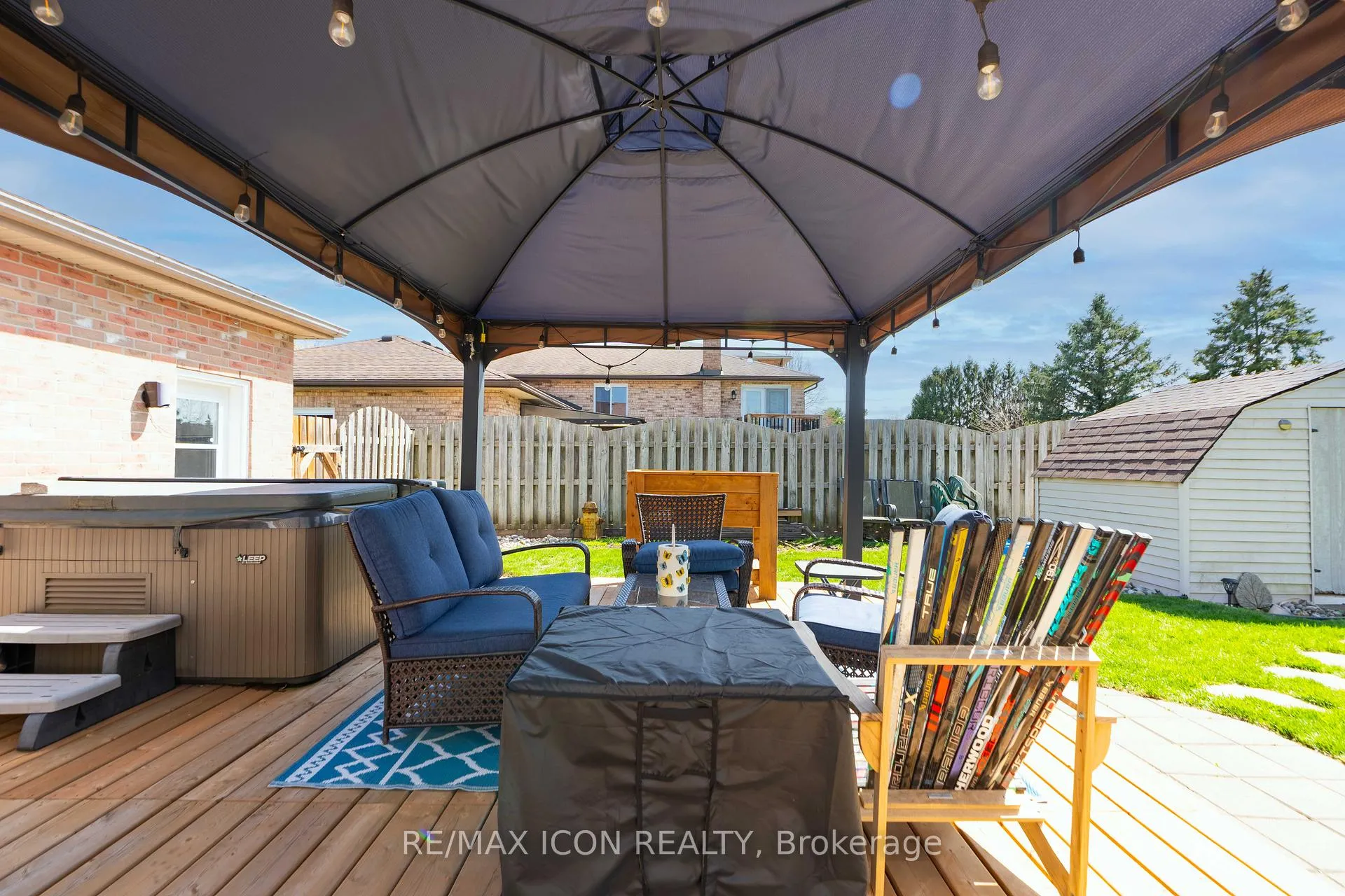 Photo 27 of 61 Carleton Court, Thames Centre, Dorchester — HOMEH