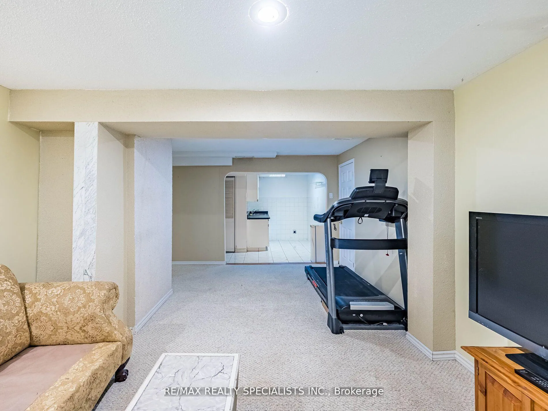 Photo 34 of 2 Robespierre Court, Hamilton, Crerar — HOMEH