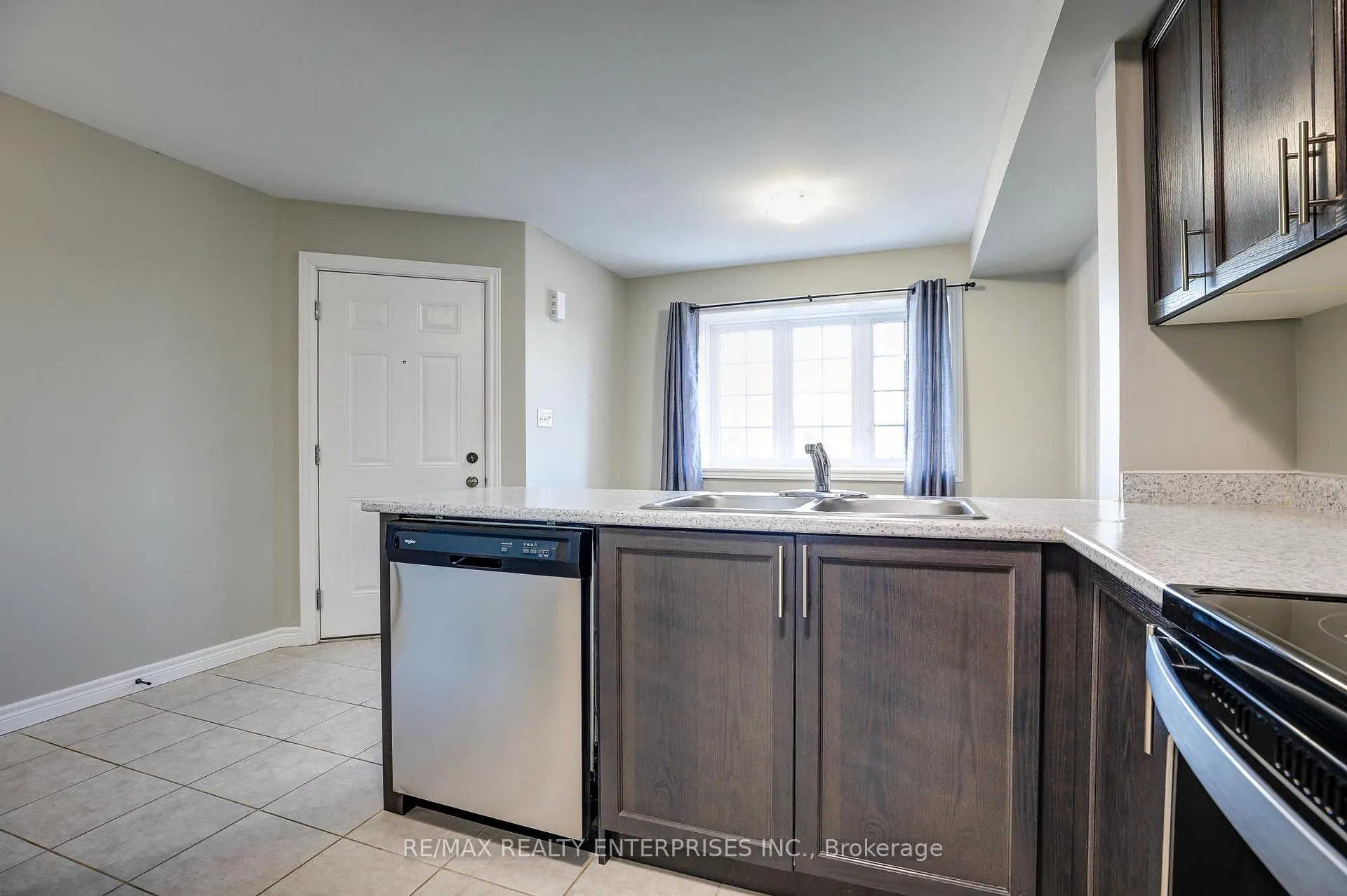 Photo 10 of Unit 2B, 85 Mullin Drive, Guelph, Victoria North — HOMEH