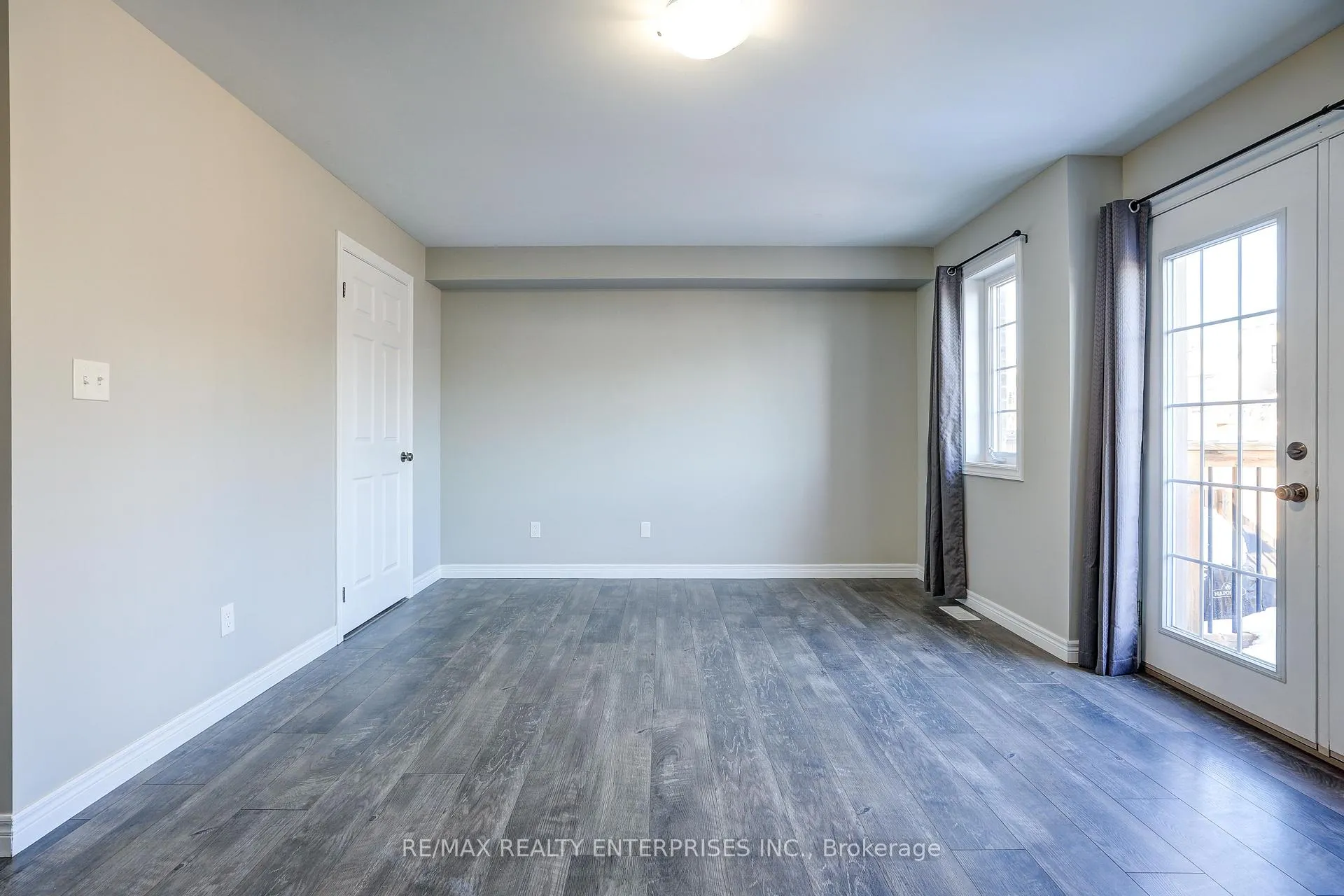 Photo 15 of Unit 2B, 85 Mullin Drive, Guelph, Victoria North — HOMEH