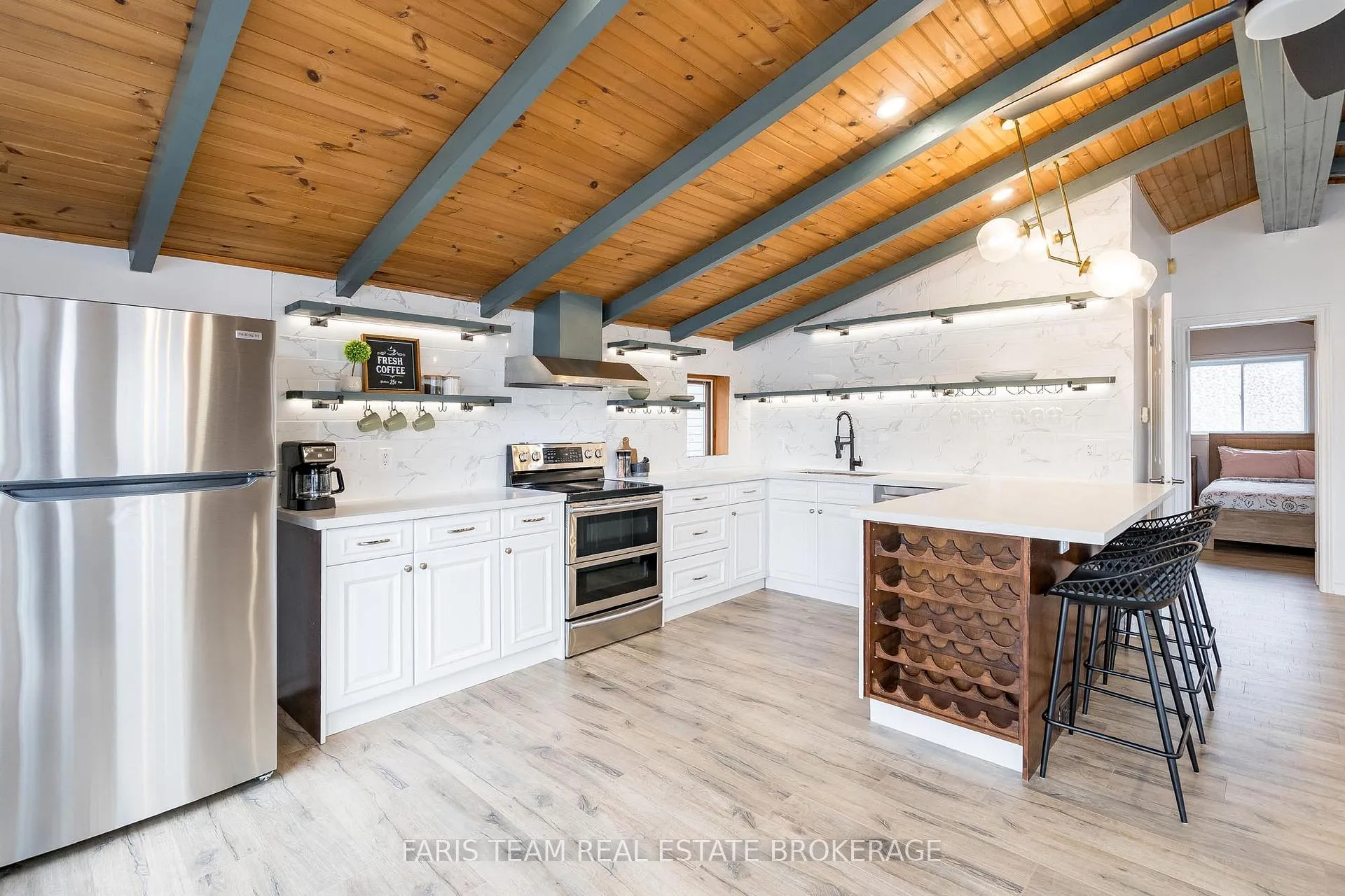Photo 4 of 122 Mitchells Beach Road, Tay, Victoria Harbour — HOMEH