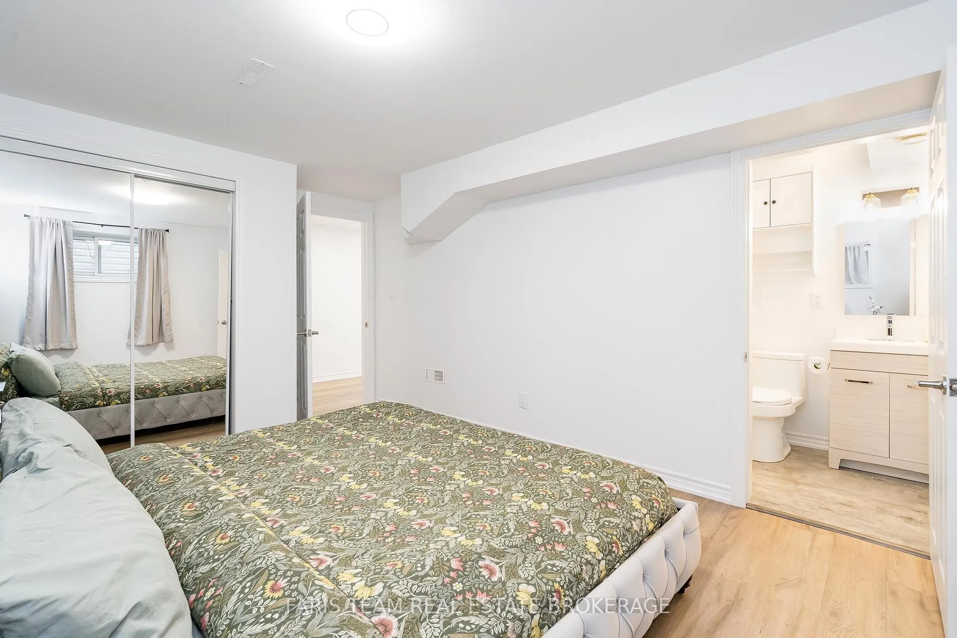 Photo 16 of 122 Mitchells Beach Road, Tay, Victoria Harbour — HOMEH