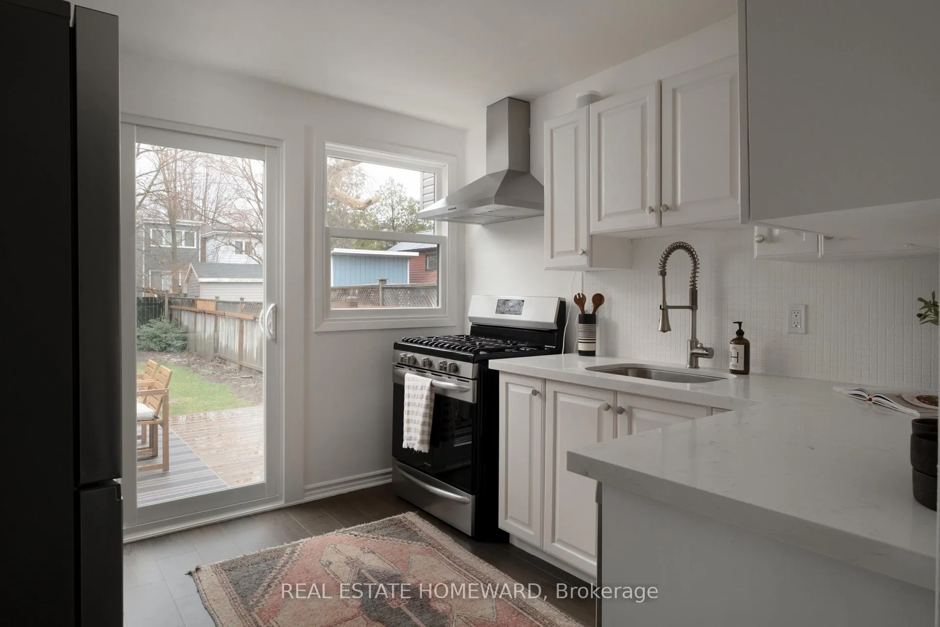 Photo 14 of 146 Gledhill Avenue, Toronto, Woodbine-Lumsden — HOMEH