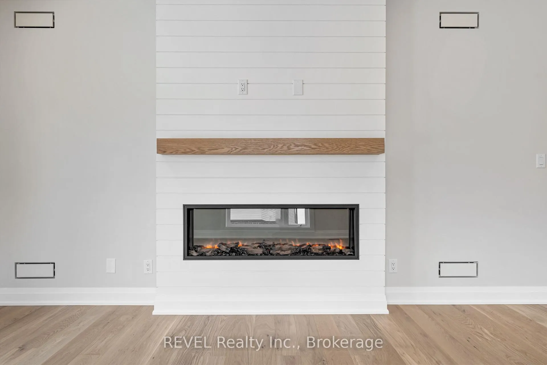 Photo 10 of 1 Elvira Way, Thorold, Rolling Meadows — HOMEH