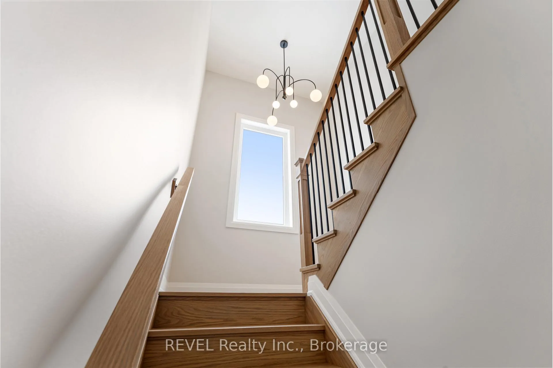 Photo 19 of 1 Elvira Way, Thorold, Rolling Meadows — HOMEH