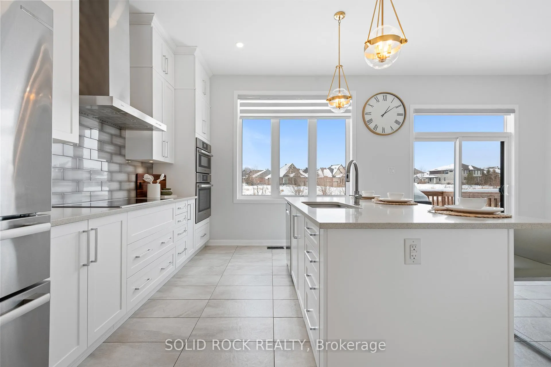 Photo 11 of 42 Conch Way, Ottawa, Mahogany Community — HOMEH
