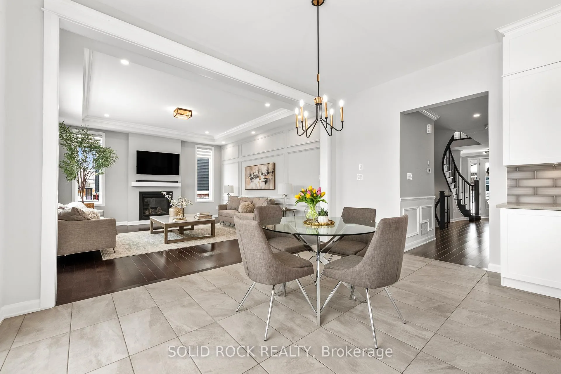 Photo 15 of 42 Conch Way, Ottawa, Mahogany Community — HOMEH