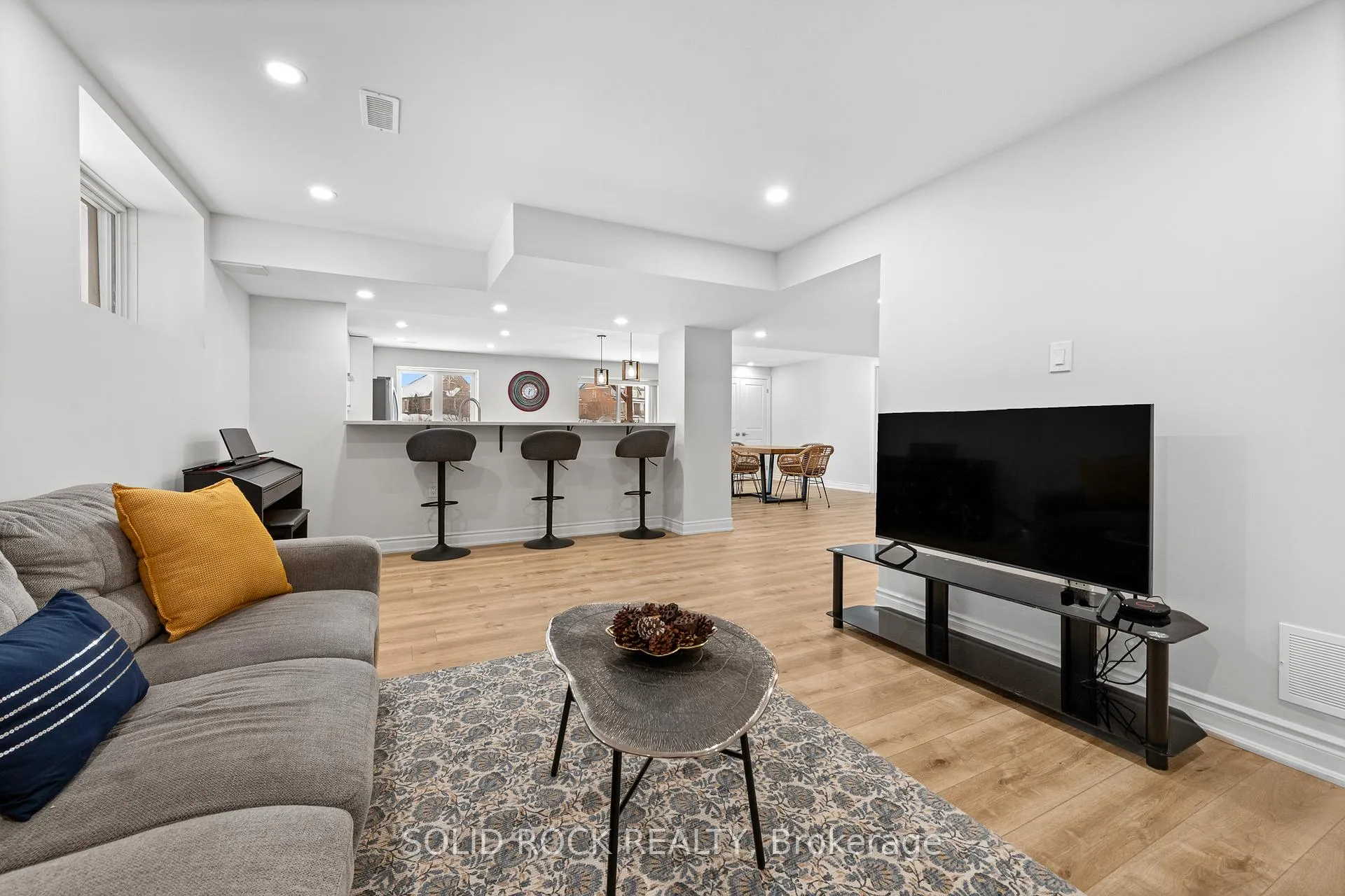 Photo 35 of 42 Conch Way, Ottawa, Mahogany Community — HOMEH