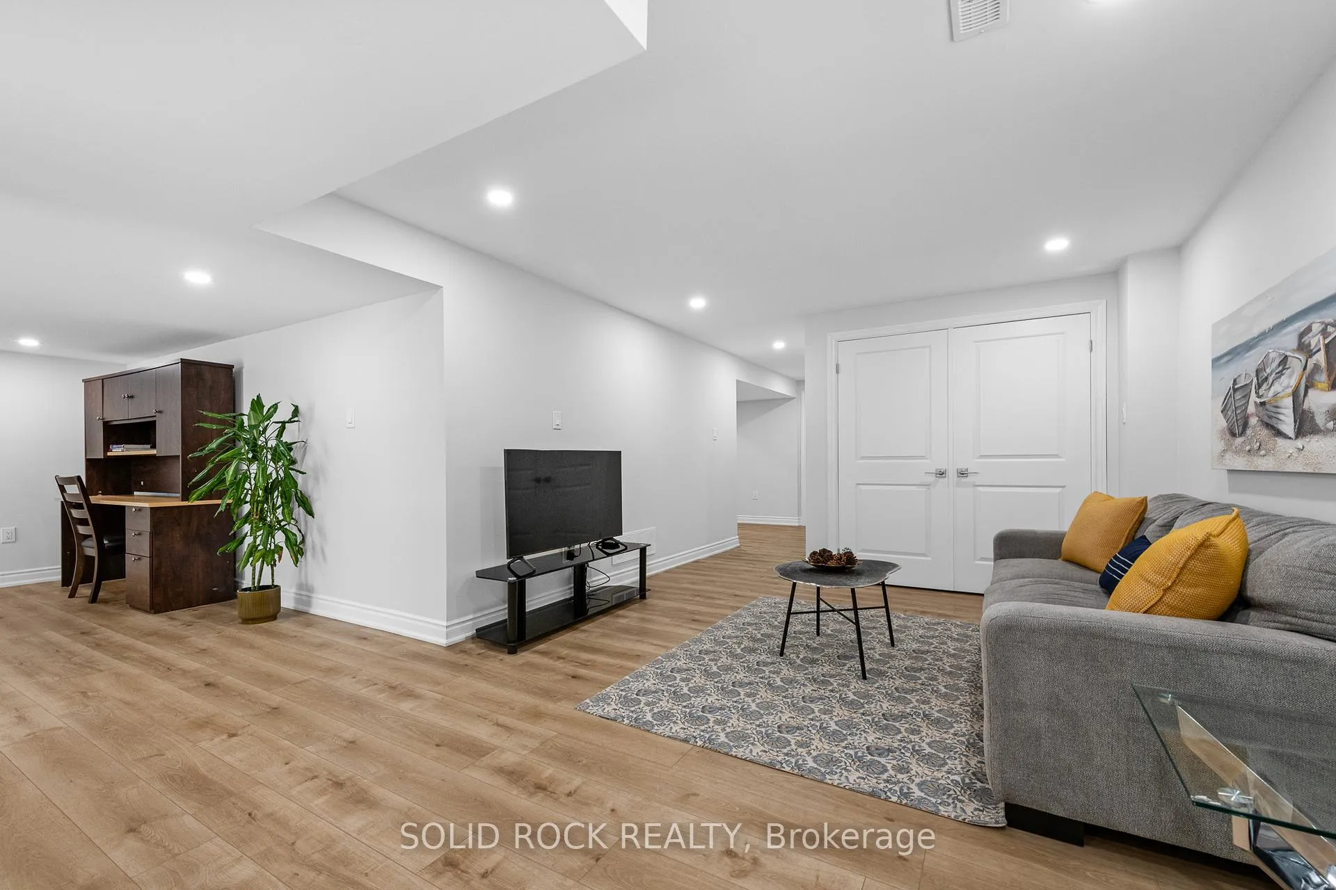 Photo 36 of 42 Conch Way, Ottawa, Mahogany Community — HOMEH