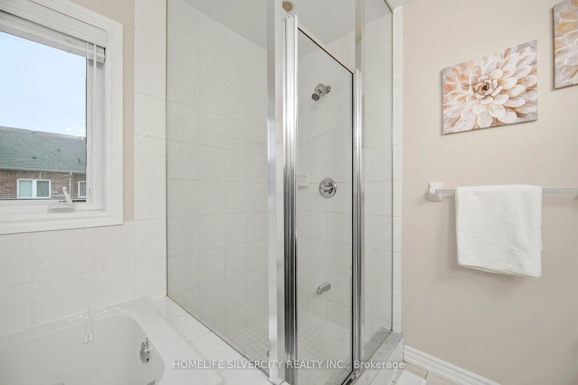 Photo 18 of 28 Dolobram Trail, Brampton, Northwest Brampton — HOMEH