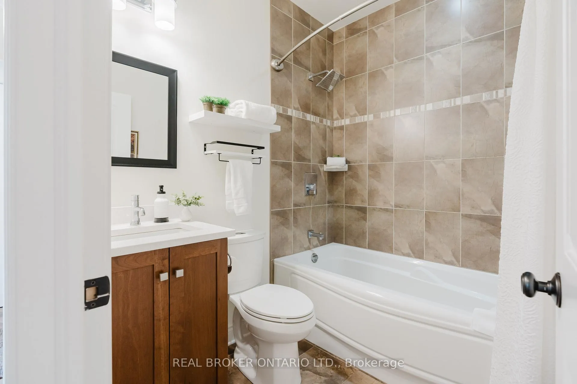 Photo 25 of 6767 Stanmore Street, Ottawa, Greely — HOMEH
