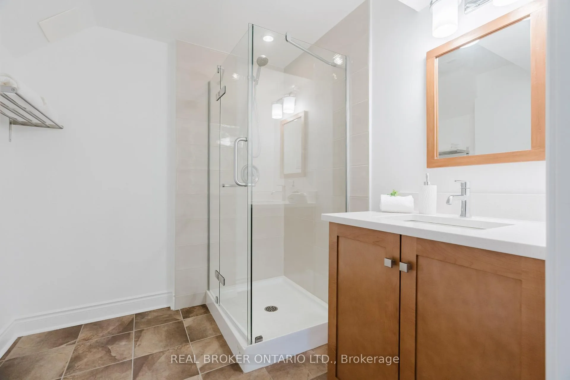 Photo 31 of 6767 Stanmore Street, Ottawa, Greely — HOMEH