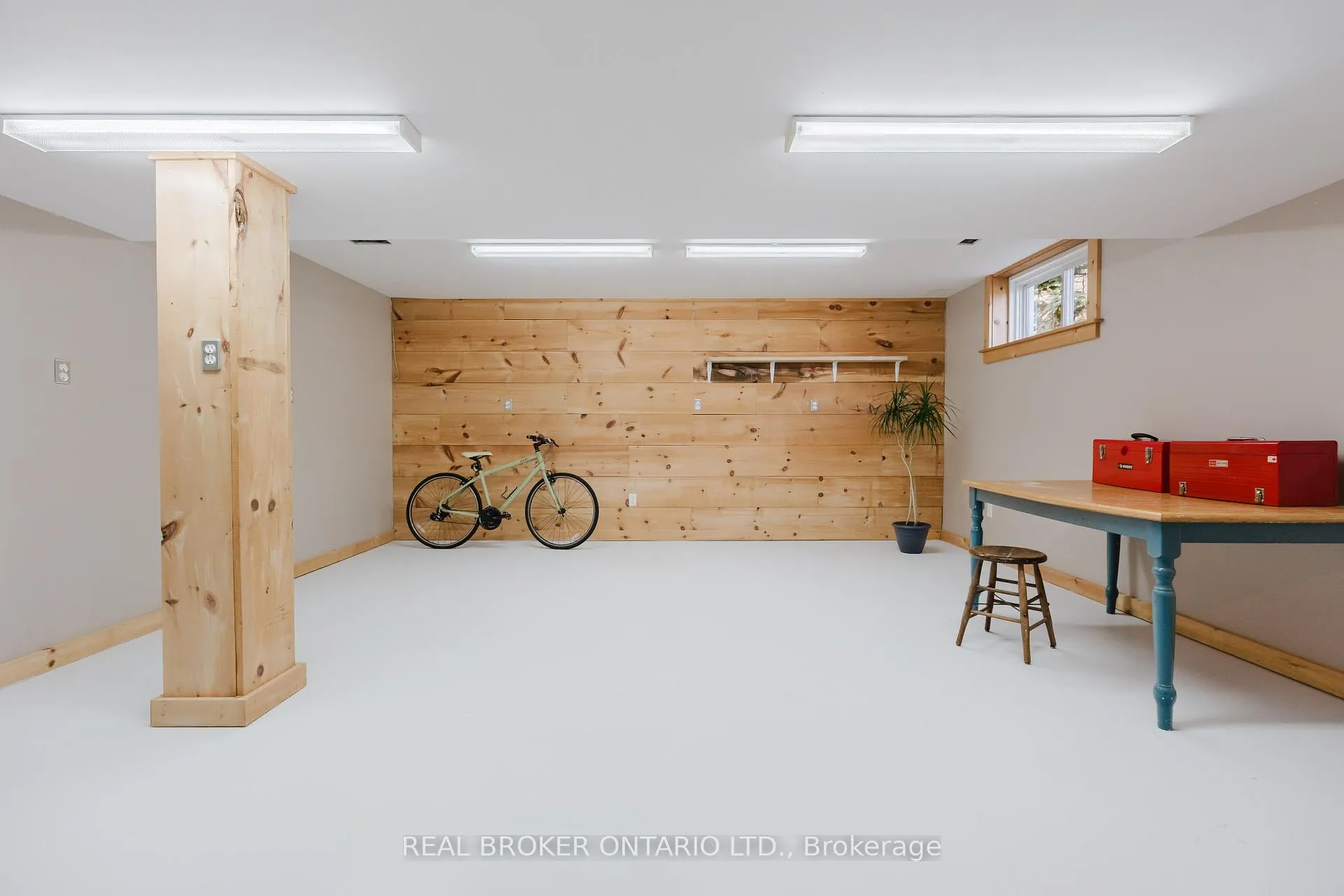 Photo 32 of 6767 Stanmore Street, Ottawa, Greely — HOMEH