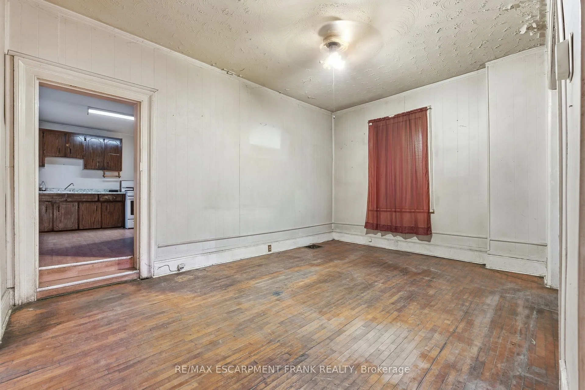Photo 17 of 42 Burlington Street E, Hamilton, North End — HOMEH