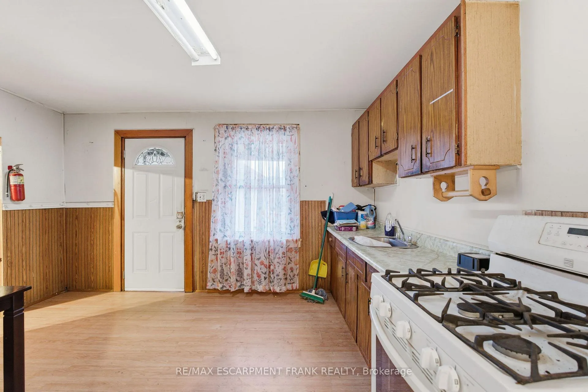 Photo 25 of 42 Burlington Street E, Hamilton, North End — HOMEH