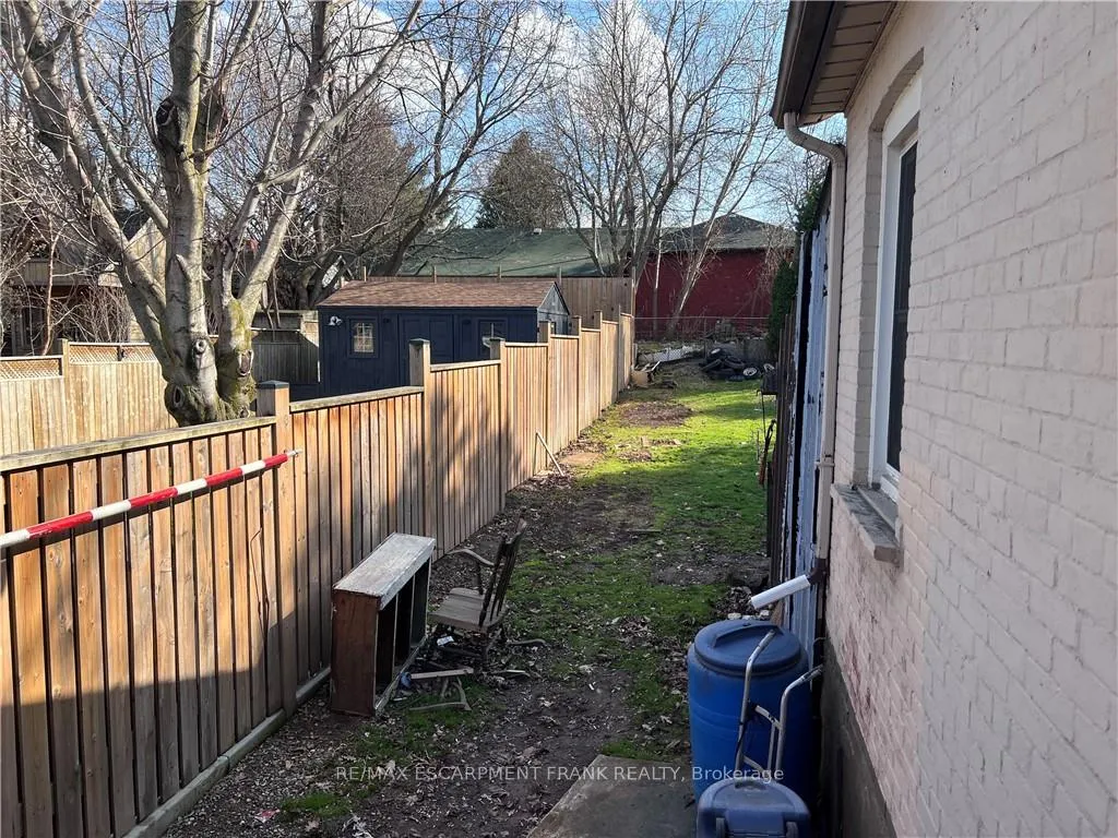 Photo 40 of 42 Burlington Street E, Hamilton, North End — HOMEH