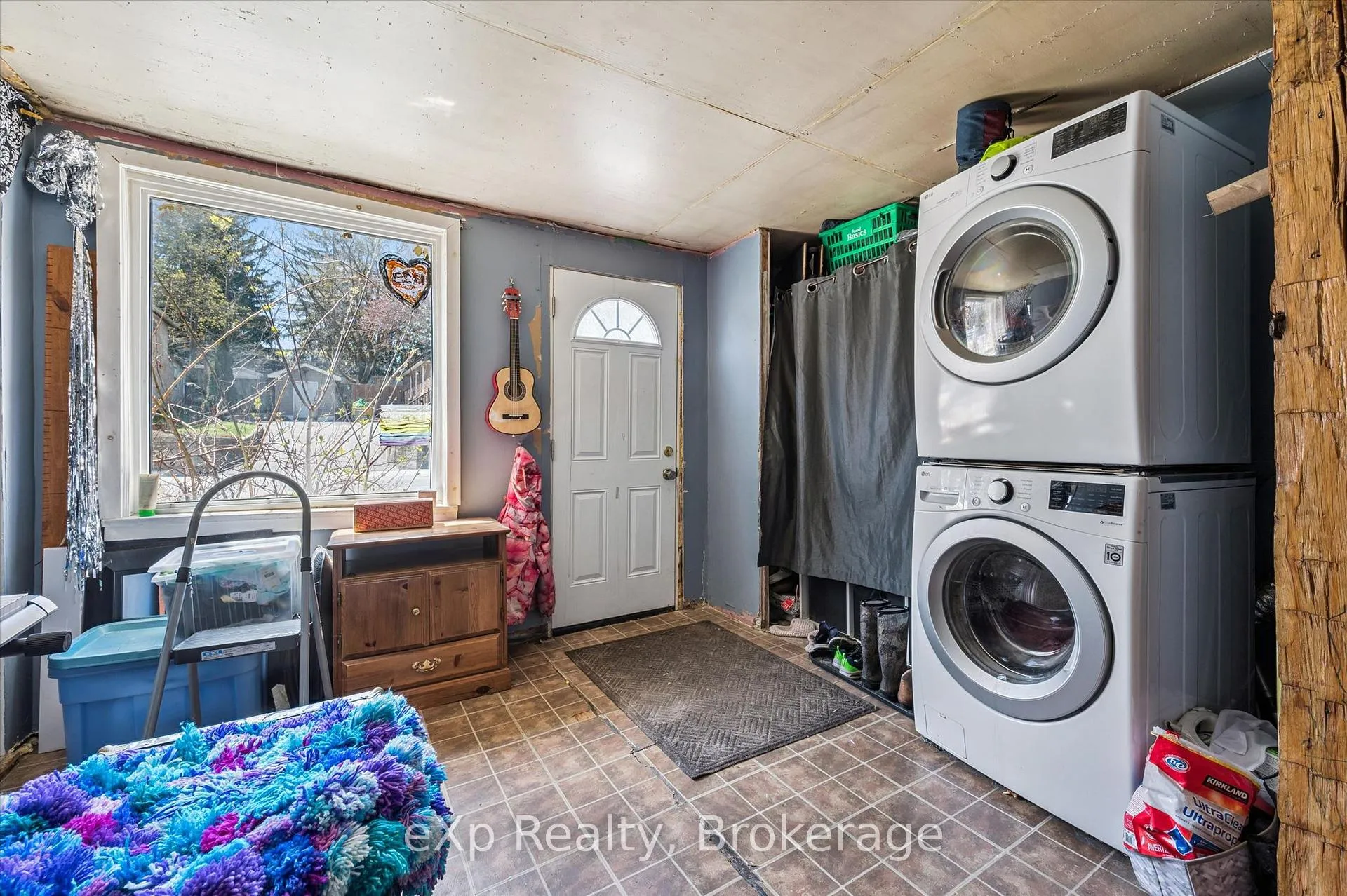 Photo 9 of 103 Stevenson Street N, Guelph, St. George's — HOMEH