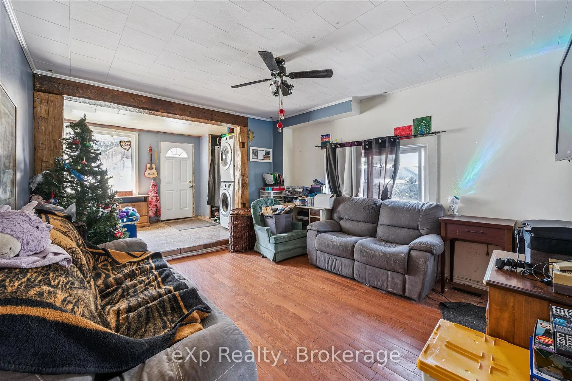 Photo 10 of 103 Stevenson Street N, Guelph, St. George's — HOMEH