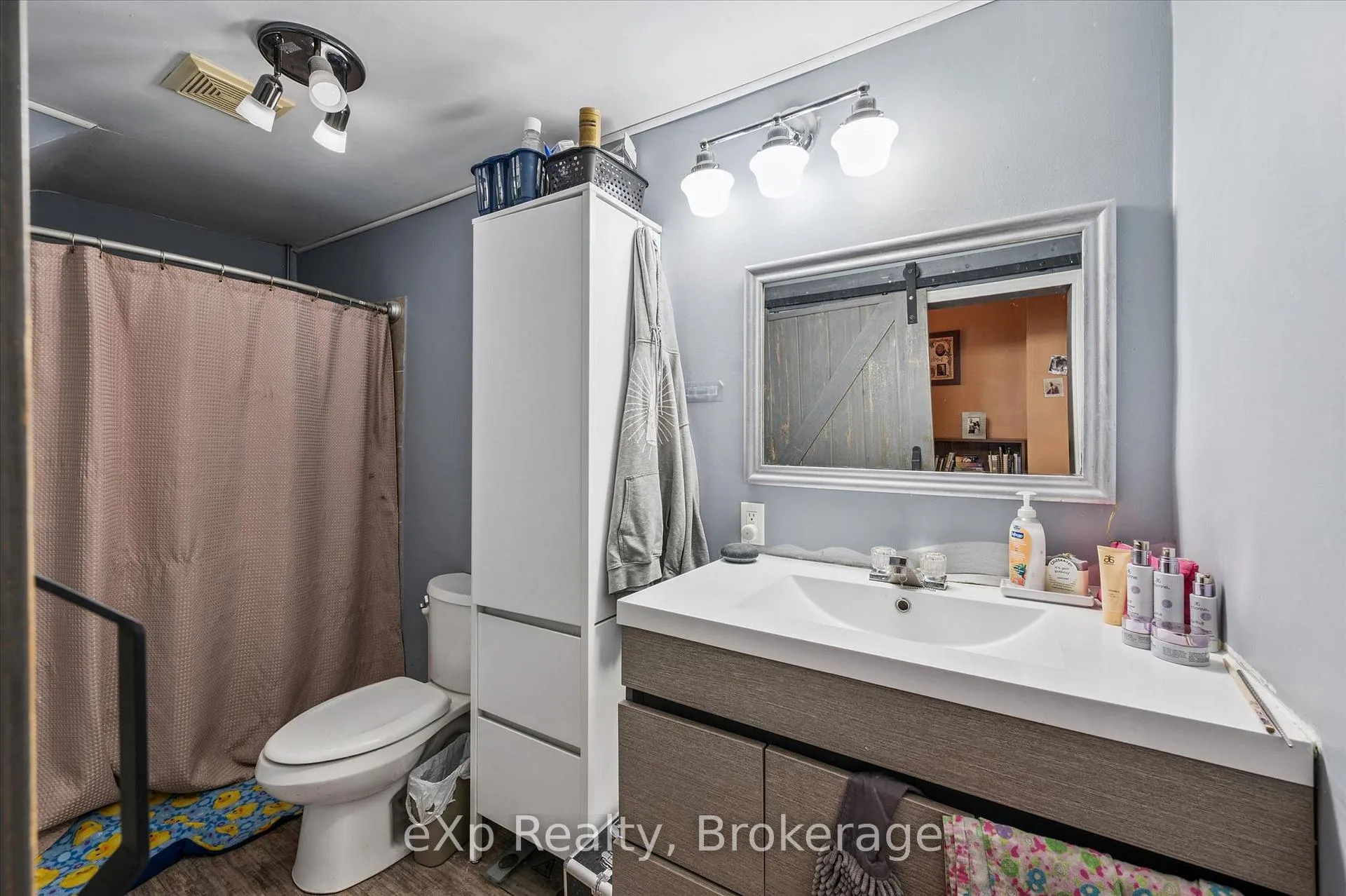 Photo 16 of 103 Stevenson Street N, Guelph, St. George's — HOMEH