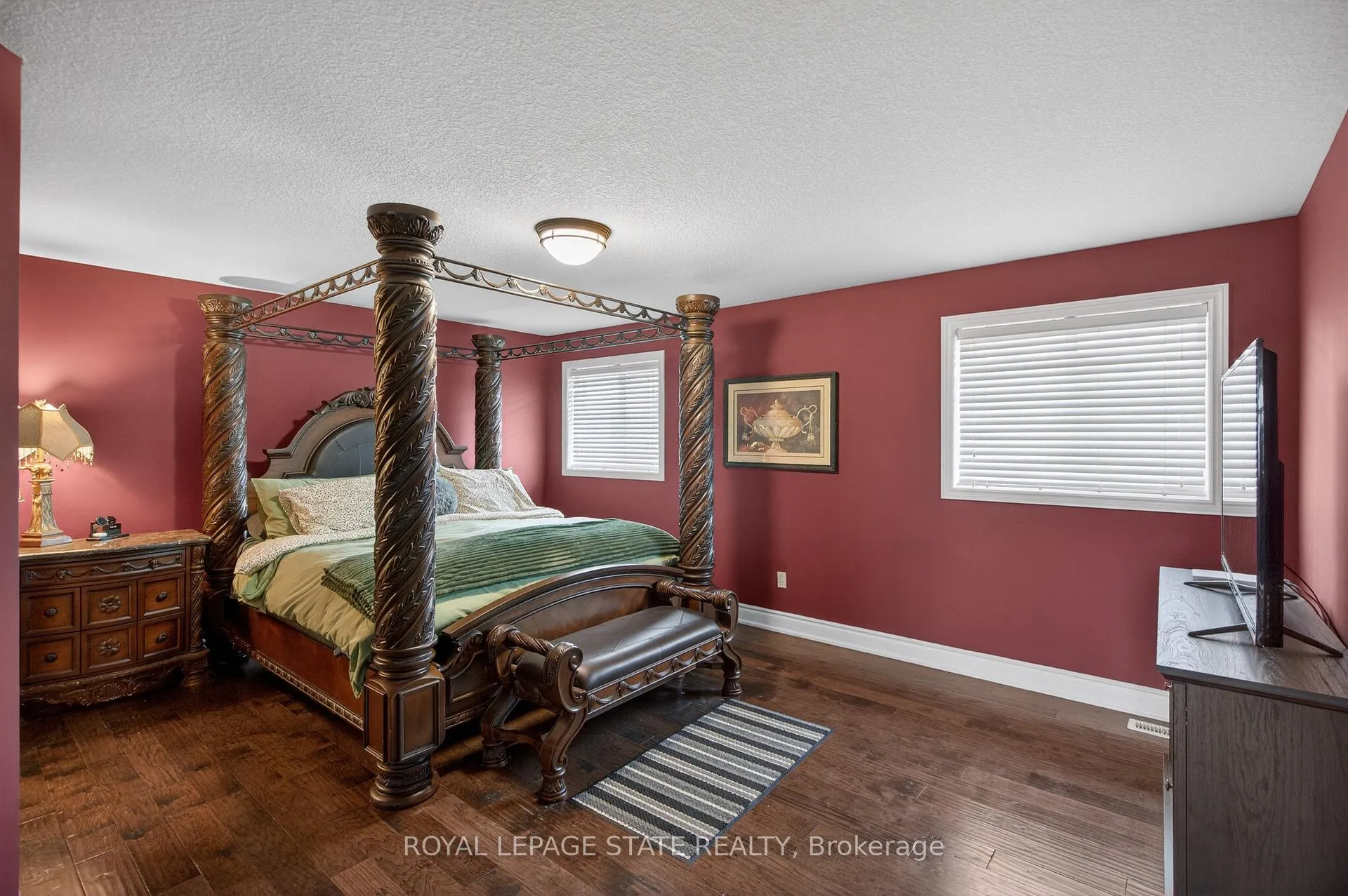 Photo 30 of 20 Gristmill Place, Hamilton, Ancaster — HOMEH