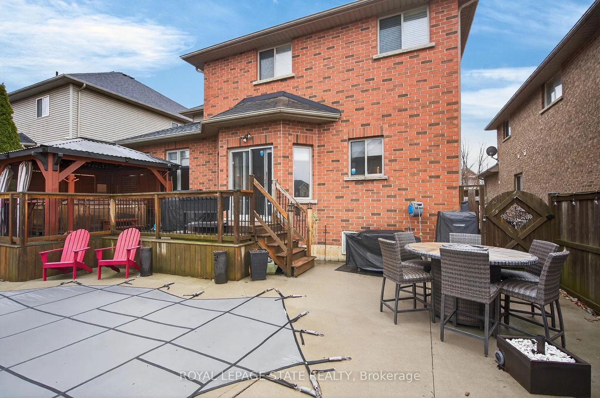 Photo 40 of 20 Gristmill Place, Hamilton, Ancaster — HOMEH