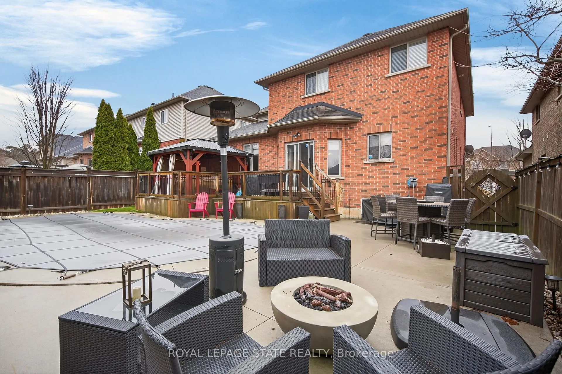 Photo 41 of 20 Gristmill Place, Hamilton, Ancaster — HOMEH