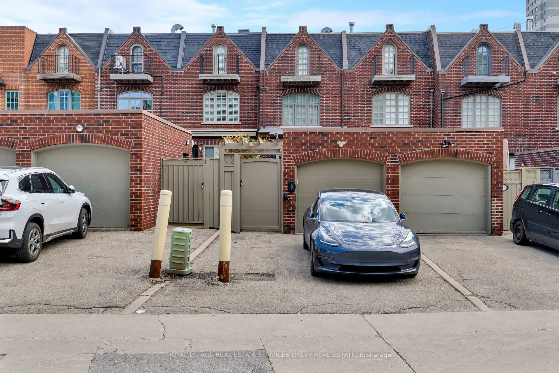 Photo 38 of 184 Bedford Road, Toronto, The Annex — HOMEH