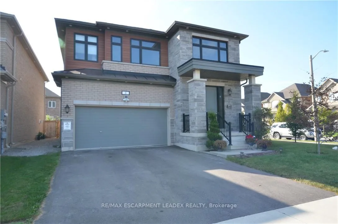 Photo 1 of Unit B, 4 Findlay Drive, Hamilton, Meadowlands — HOMEH