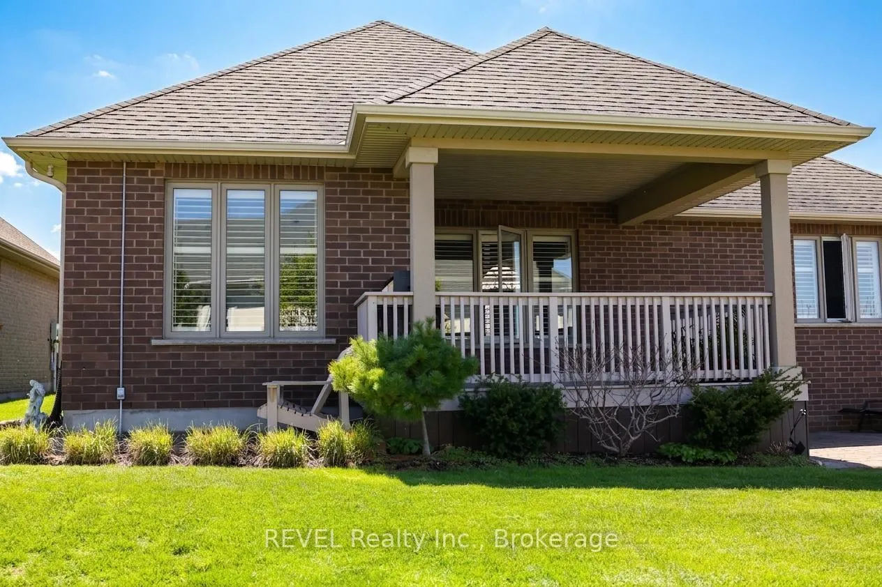 Photo 28 of 32 Magnolia Lane, Welland, Hwy 406/Welland — HOMEH