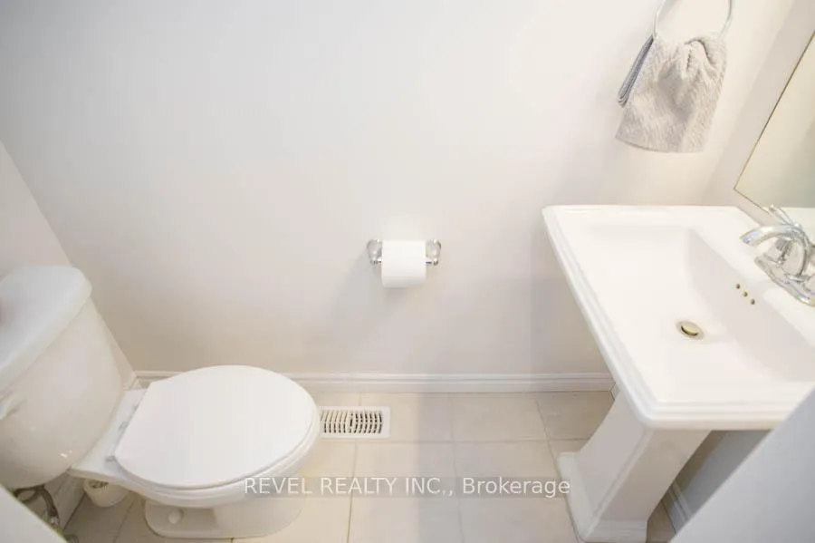 Photo 5 of Unit 7, 1 Tom Brown Drive, Brant, Paris — HOMEH