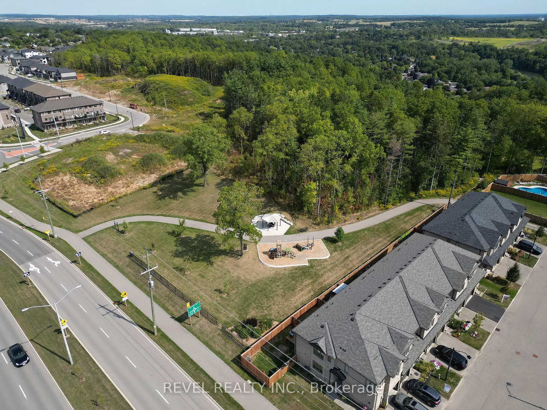 Photo 25 of Unit 7, 1 Tom Brown Drive, Brant, Paris — HOMEH